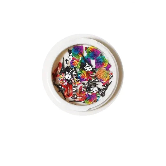 motifs "love & paris" à coller sur les ongles pour un nail art à la parisienne